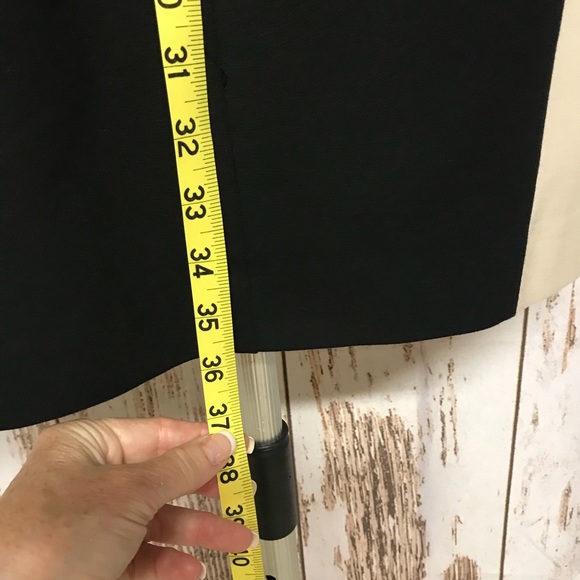 Colorblock Dress - Picture 7 of 7